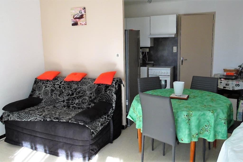 Face A La Apartamento